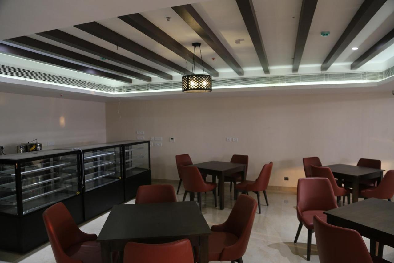 Hotel Skanda Palace Thiruttani 외부 사진